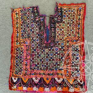 7. Textil vintage tribal India