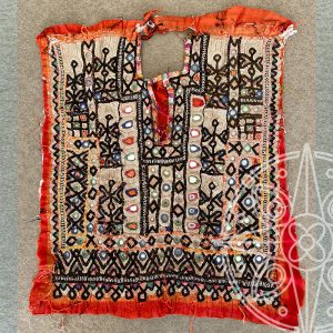 7. Textil vintage tribal India