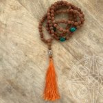 Japamala Nepalí Naranja Buda para sabiduría, felicidad y transformación