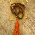 Japamala Nepalí Naranja Buda para sabiduría, felicidad y transformación