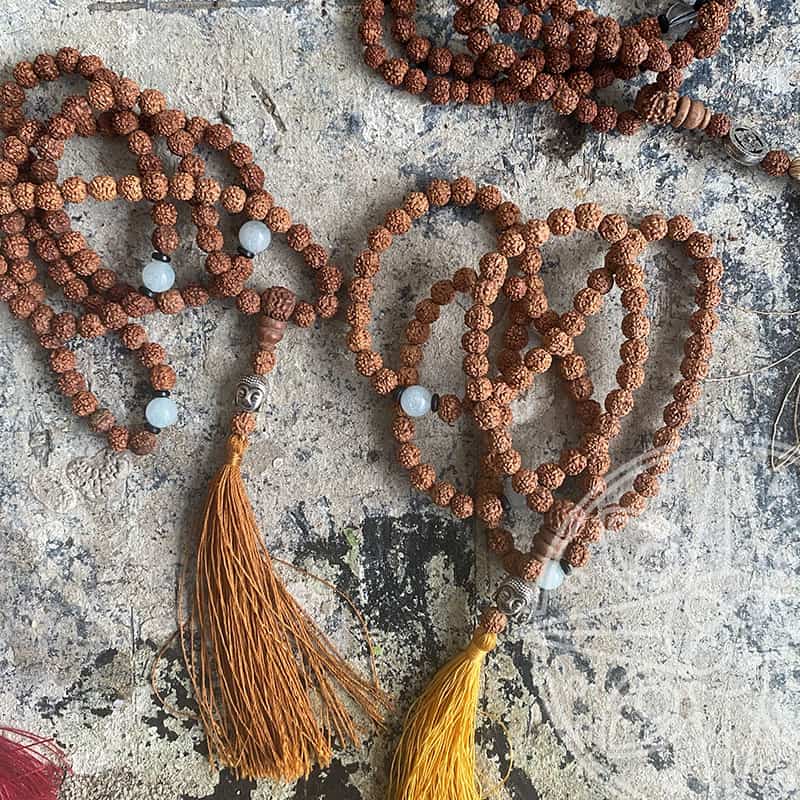 Japamala Nepalí café Buda para concretar sueños, concentración y sabiduría